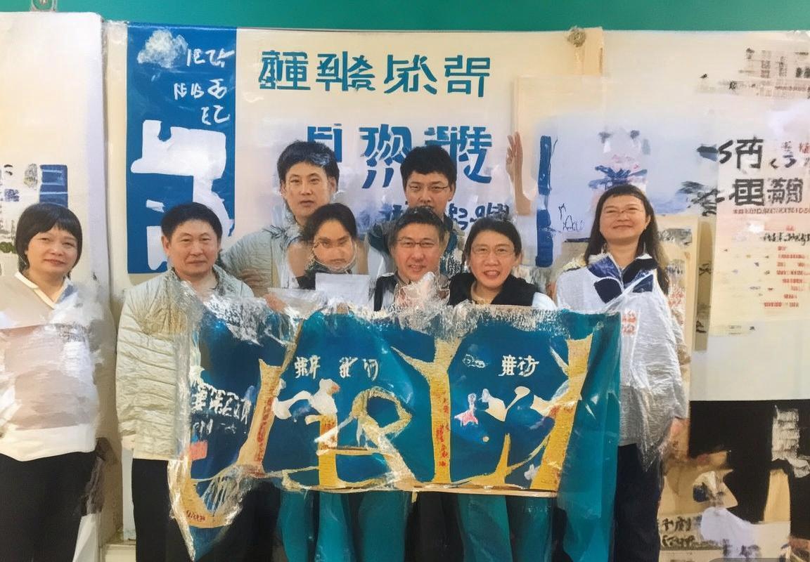 巴萨尤文巅峰对决：战术解析与赛前阵容揭秘(图1)